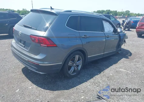 2020 Volkswagen Tiguan Se/Sel z USA, uszkodzony, nr VIN 3VV3B7AX2LM139254